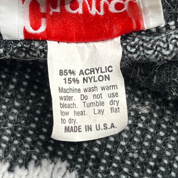 Vintage 70s Grand Knitwear Fair Isles Mountain Ski Sweater Collared Black White - Picture 6 of 7